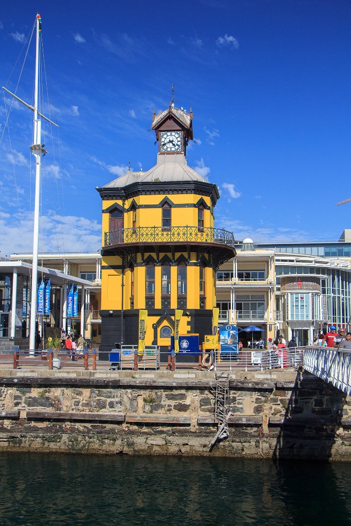 06-Clock Tower.jpg - Clock Tower in Waterfront